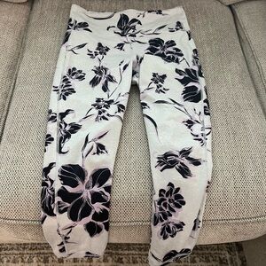 Athleta Leggings - capri